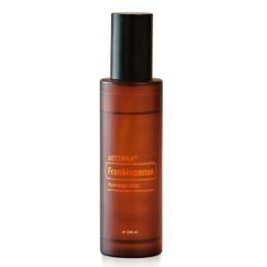 A doTERRA Tömjén hidroszolpermet (Frankincense Hydrosol Mist) a tömjén illóolaj gőzdesztillációs eljárása során nyert értékes aromavíz.