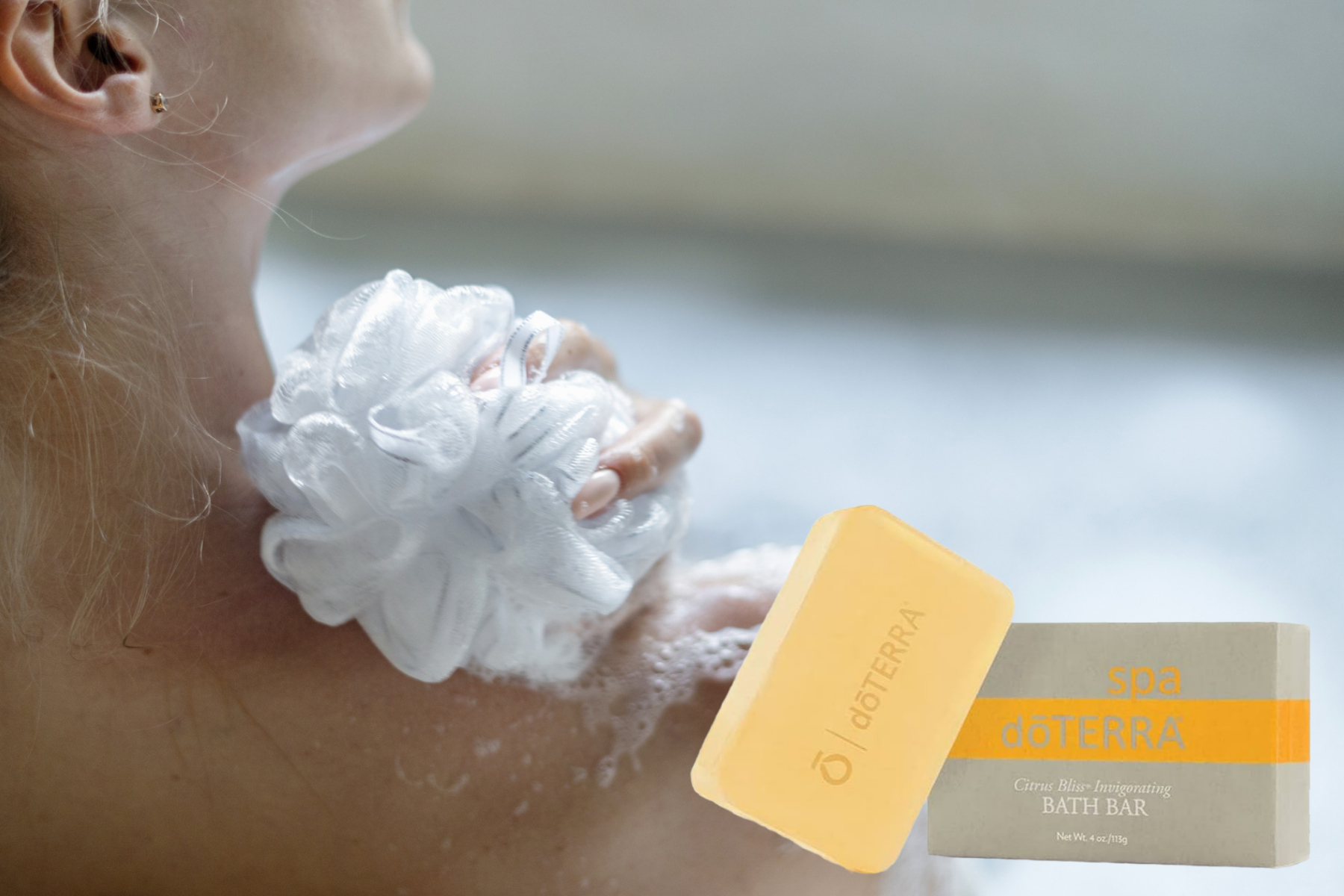 A Citrus Bliss szappan egyszerre hidratáló, hámlasztó és energizáló hatású. Citrusos illata és gyengéd habja kellemes élmény nyújt.