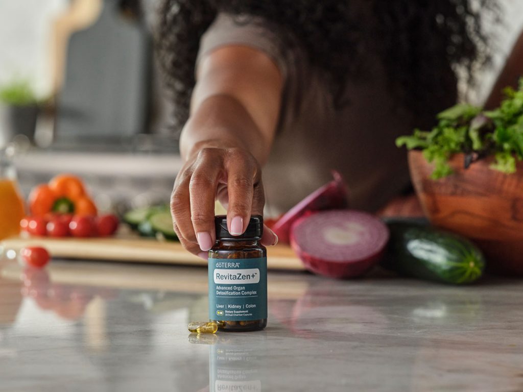 A doTERRA RevitaZen+ hosszú távon támogathatja a szervezet természetes folyamatait, a mindennapi vitalitást és a kiegyensúlyozott közérzetet.