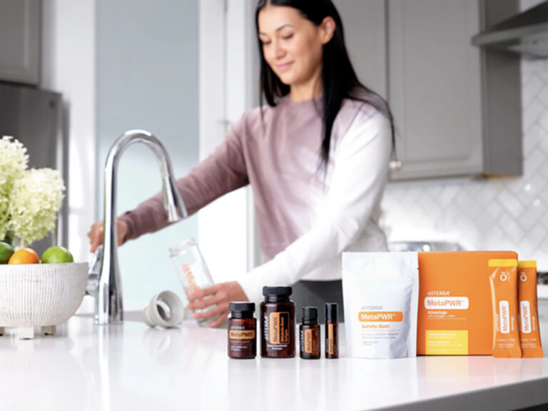 Ismerd meg a doTERRA MetaPWR rendszert és a MetaPWR illóolaj-keveréket! Tudj meg többet az anyagcsere-egészségről és az összetevőkről.